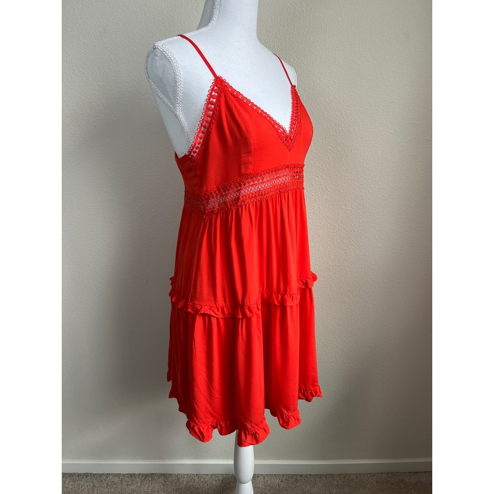 NWT Lulus Serene Soul Bright Red Crochet Lace Tiered Mini Dress Size M Boho - Picture 4 of 11